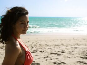 Эммануэль Шрики секси – Убийство первой степени s02e12 (2015)