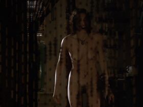 Эмбет Дэвидц голая – Леший (1998)