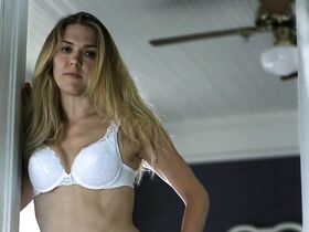 Доминик Суэйн секси, Шаннин Соссамон голая – Дорога в никуда (2010) #2