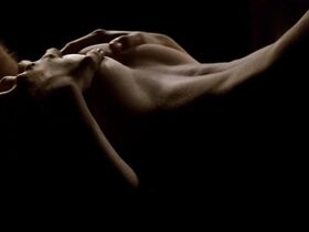 Синтия Гибб голая – Молодая кровь (1986) #3