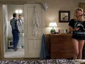 Шарлиз Терон секси, Пенелопа Крус секси, Наташа Ричардсон секси – Проснувшись в Рино (2002) #2