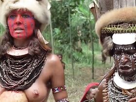 Бюль Ожье голая, Валери Лагранж голая – Долина (1972) #2