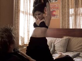 Бриттани Мерфи секси, Клементайн Форд голая – Убийства в Черри-Фолс (2000)