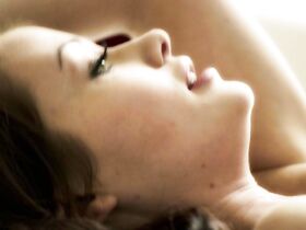 Джесс Импьяцци голая – Опасная игра (2017) #2