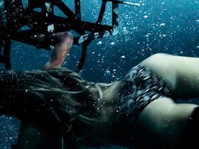 Блейк Лайвли секси – Отмель (2016) #3