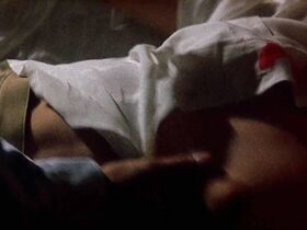 Азия Ардженто голая – Синдром Стендаля (1996) #3