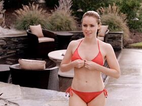 Аманда Шулл секси – Холм одного дерева s07e08 (2009) #2