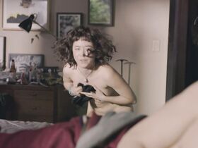 Майя Эрскин голая – Без обязательств s03e08 (2017)