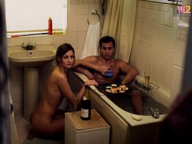 Катажина Колечек голая – Разрешите вас прикончить? (2012)