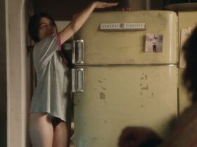 Джинджер Гонзага голая – Умираю со смеху s01e02 (2017)