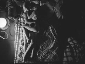 Аглая Шиловская голая – КЕ-ДЫ (2016) #2