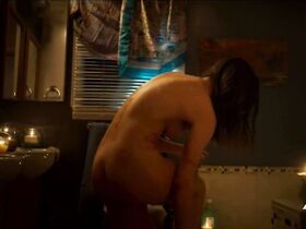 Кэтрин С. Хьюз голая – Королевство s03e02 (2017) #4