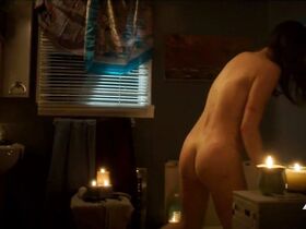 Кэтрин С. Хьюз голая – Королевство s03e02 (2017) #6