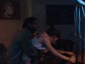 Барбора Янова голая – Цирк Буковски s02e03 (2014) #3