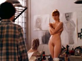 Лора Линни голая – Мейз (2000) #2