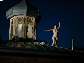 Кристина Малерова голая – Абсурдистан (2008)