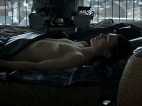 Эмелин Фремон голая – Полицейские из Гавра s03e02 (2013)