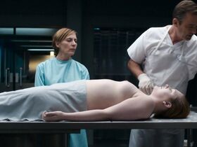 Натали Лестер голая, Натали Баскомб голая – Безмолвный свидетель s20e03 (2017) #2