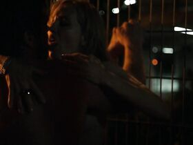 Урсина Ларди голая – Не говори мне ничего (2016) #2