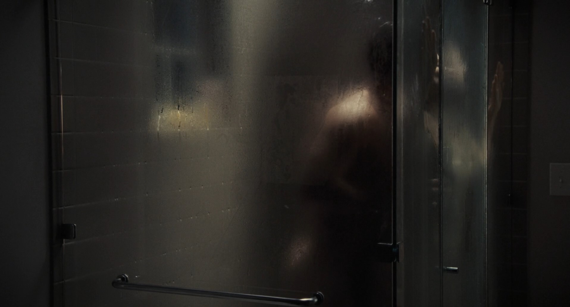 Хейли Беннетт голая - Девушка в поезде (2016) #4.