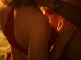 Лорен Кохэн секси - Виски Кавалер s01e01 (2019) #2