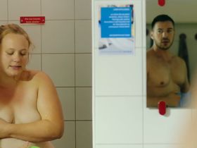 Katharina Kempter голая - Bauch Beine Flo (2018) #3