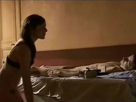 Валери Донзелли голая - На моих глазах (2002) #17