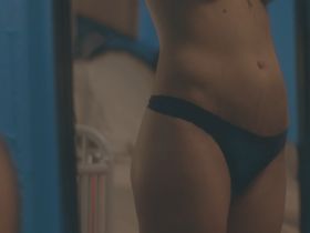 Belle Caplis голая - Body Electric (2017) #3