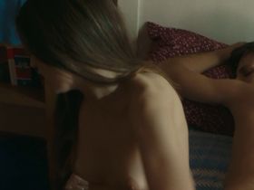 Вивиана Апреа голая - Пираньи Неаполя (2019) #3