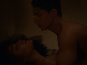 Индия Мур секси - Позируй! s02e07 (2019) #12