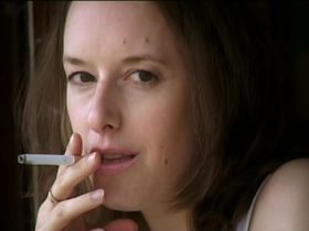 Katia Leclerc O'Wallis секси - Derniere Cigarette (2005) #6