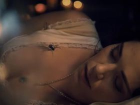 Катя Винтер секси - Сонная Лощина s02e06 (2014) #1