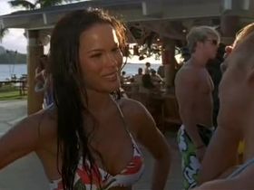 Бранд Родерик секси, Стейси Кэмано секси - Гавайская свадьба (2003) #3