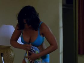 Тамала Джонс секси - Дрянные промоутеры (2009) #5