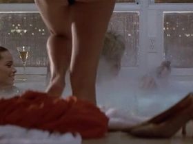ДжоБет Уильямс секси - Подмена (1991) #6