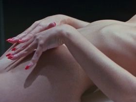 Кайли Фостер голая, Бренда Ноулз голая - Девушка с центрального разворота (1981) #3