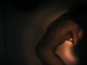 Лесли Стивенс голая, Трилби Гловер секси - Порог (2016) #5