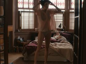 Amy Nostbakken голая, Norah Sadava голая - Рупор (2018) #8