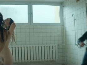 Камила Каминска голая, Анна Прухняк голая - Самый быстрый (2017)