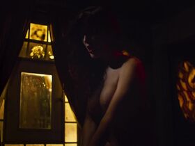 Эрендира Ибарра голая - Черное пламя (2020) #3