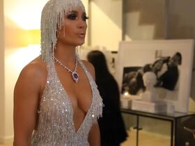 Дженнифер Лопес секси - Fashion Moments (2019) #17