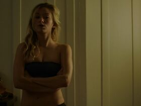 Оливия Хэмилтон секси - Держись крепче и удачи (2020) #3