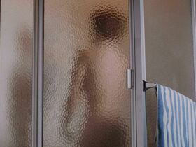 Мими Роджерс секси, Ребекка Армстронг голая - Скрывающийся в доме (1989) #8