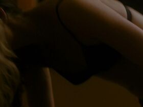 Анна Шилдс голая, Rachel Finninger секси - Монструозный (2020) #2