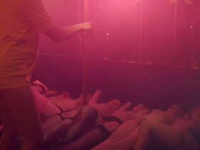 Камилла Корнелия Леманн голая, Sarahsita Lassen голая - Всё, что вы хотели знать о сексе и налогах (2013) #6