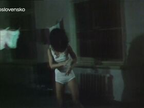 Зора Керова голая - Хрупкие отношения (1979) #2