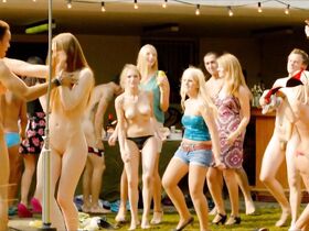 Лукреция Фантазия голая – Системная ошибка – Когда Инге танцует (2013)