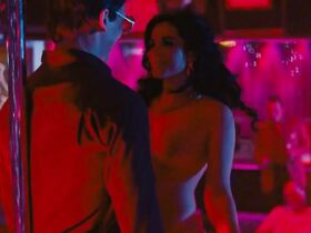 Ноэль Трюдо голая, Джессика Роквуд голая – Пазманский дьявол (2016)