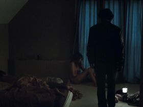 Ана Жирардо голая – The Returned s01e06-s02e01 (2012-2015)