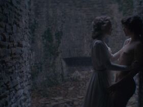 Соко голая, Тэмзин Мёрчант голая – Танцовщица (2016)